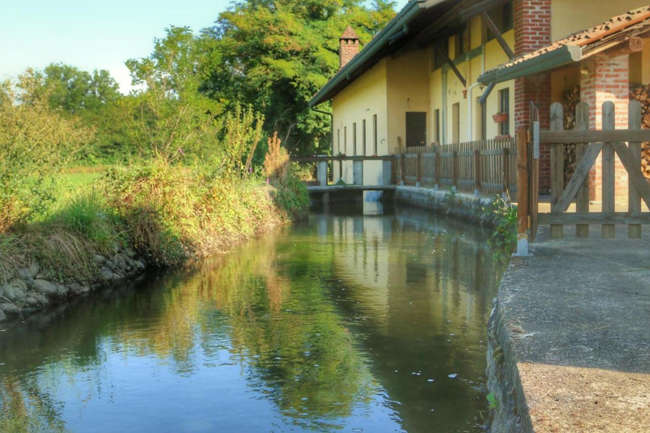 Agriturismo Helianthus Oleggio Exteriör bild