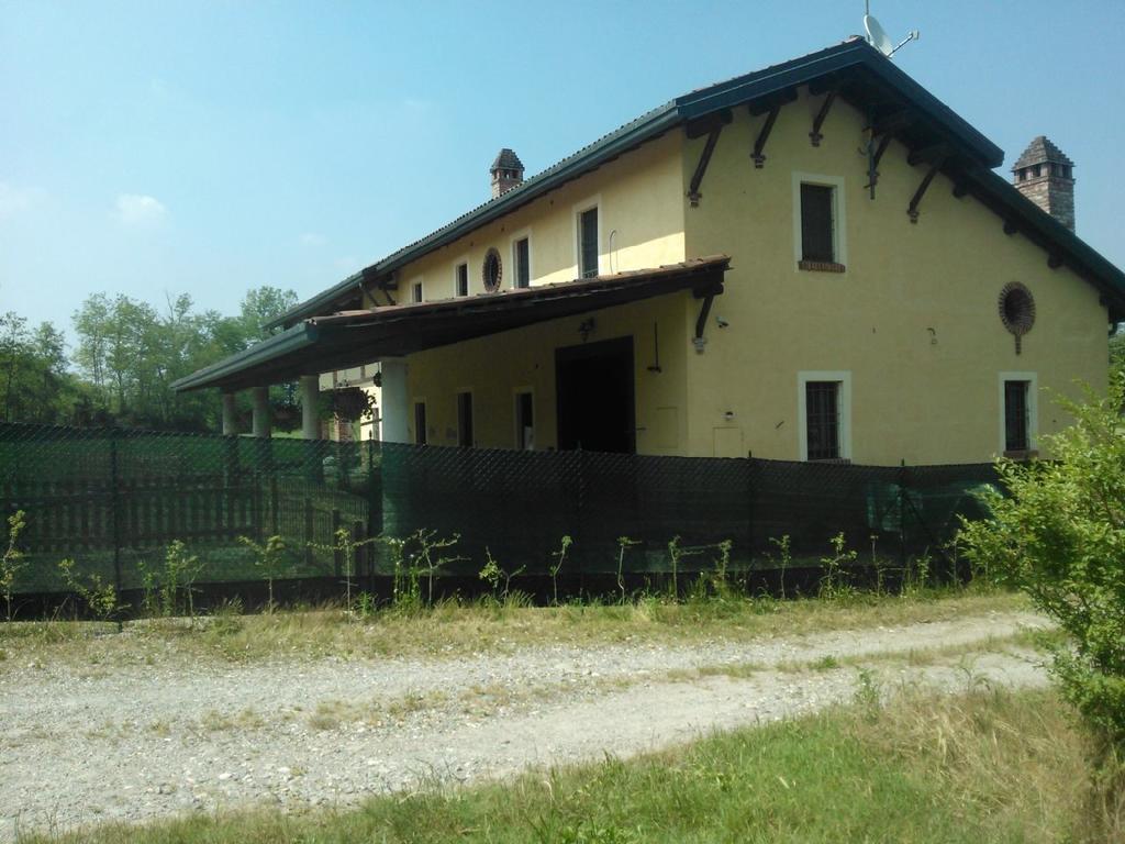 Agriturismo Helianthus Oleggio Exteriör bild